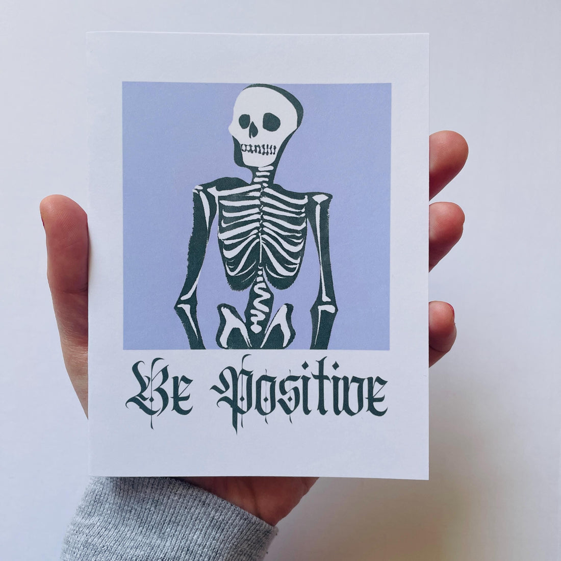 12 Dark Humored (but thoughtful) Things to Write in a Sympathy Card For Someone Who Lost a Loved One
